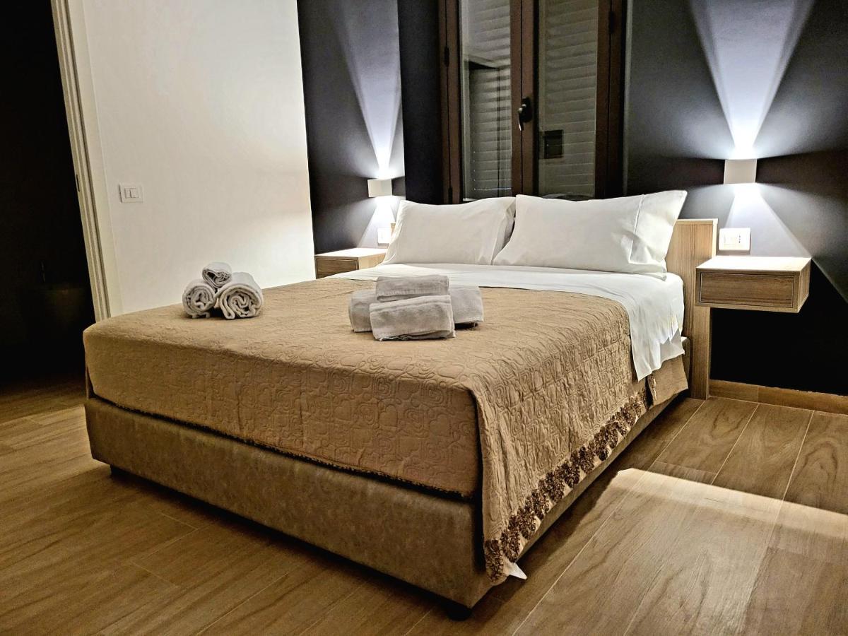 B&B La Cite Luxury Rooms Reggio di Calabria Buitenkant foto